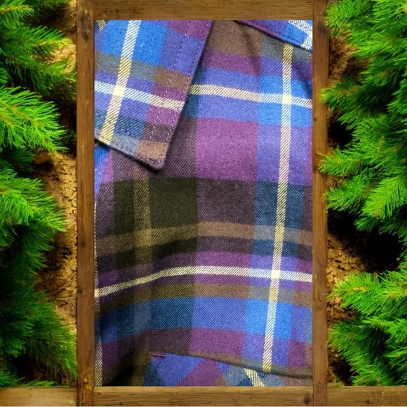 NWT Eddie Bauer Women’s Flannel Plaid Button-Down Shirt - Size Medium. New - Picture 3 of 10